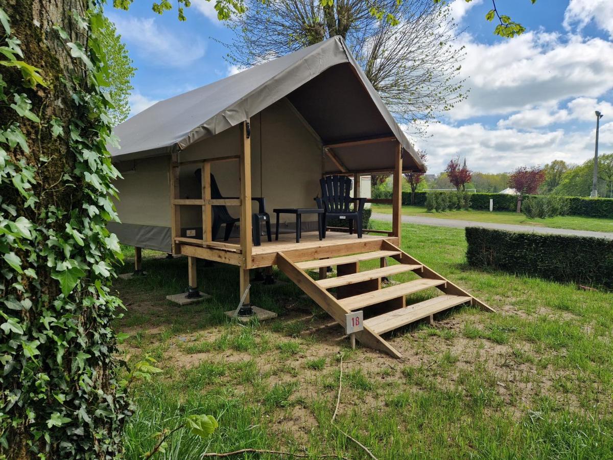 Camping Les Rives Du Lac Bois Morin Ngoại thất bức ảnh